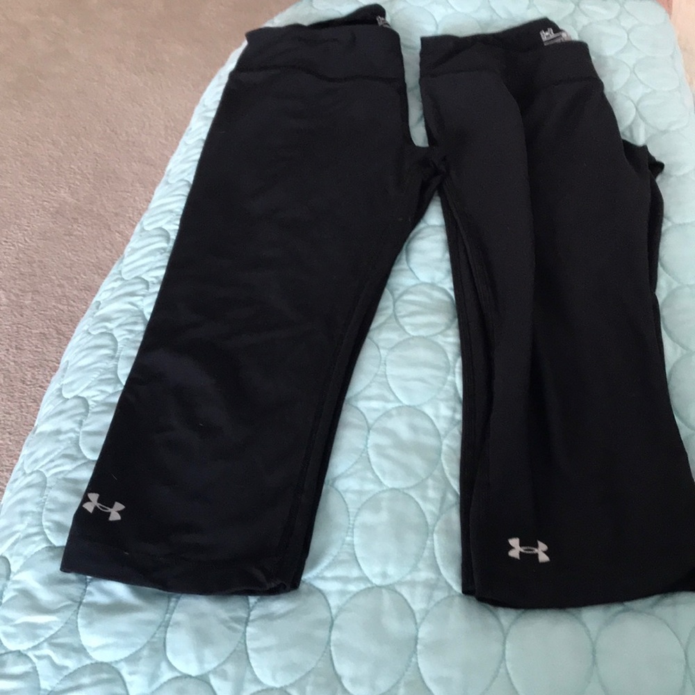 SOLD 2 pairs for price of 1 Under Armour capris